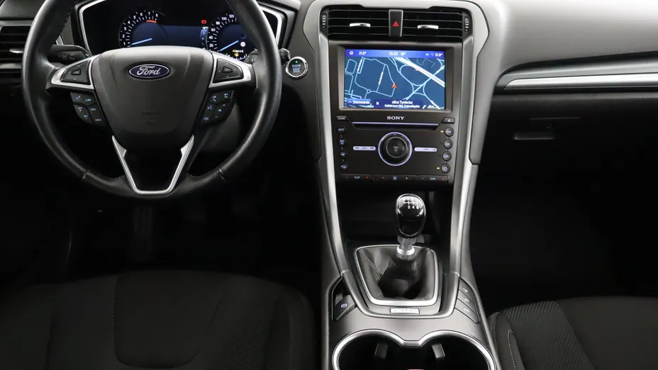 Ford Mondeo -