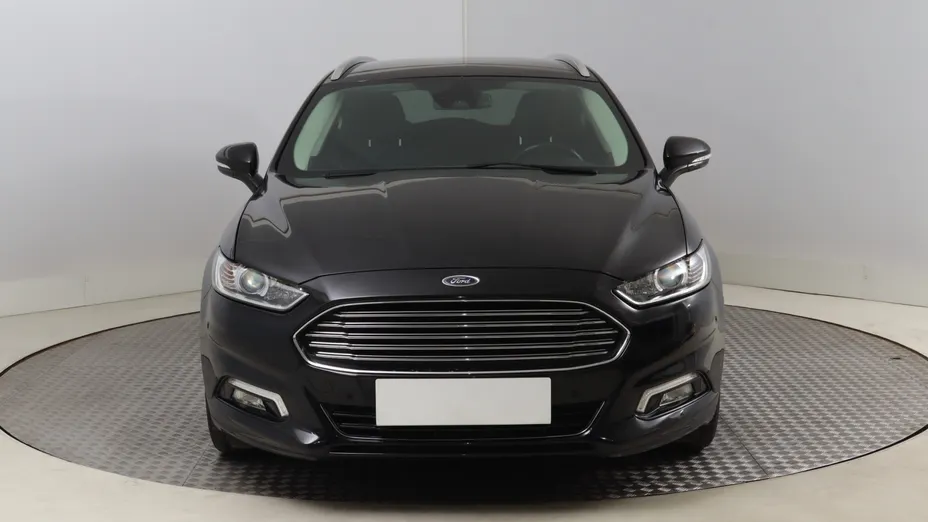Ford Mondeo -