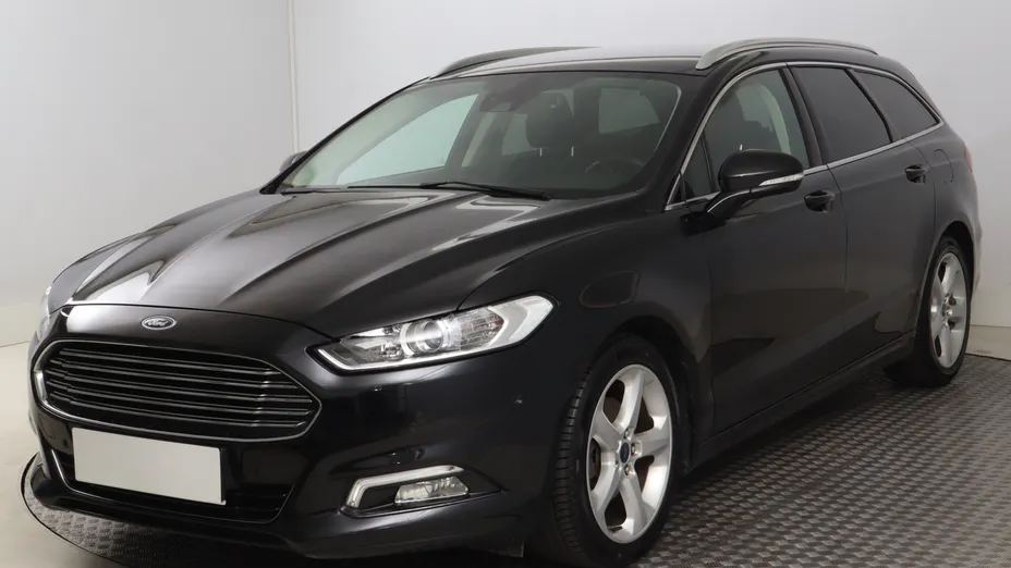 Ford Mondeo -