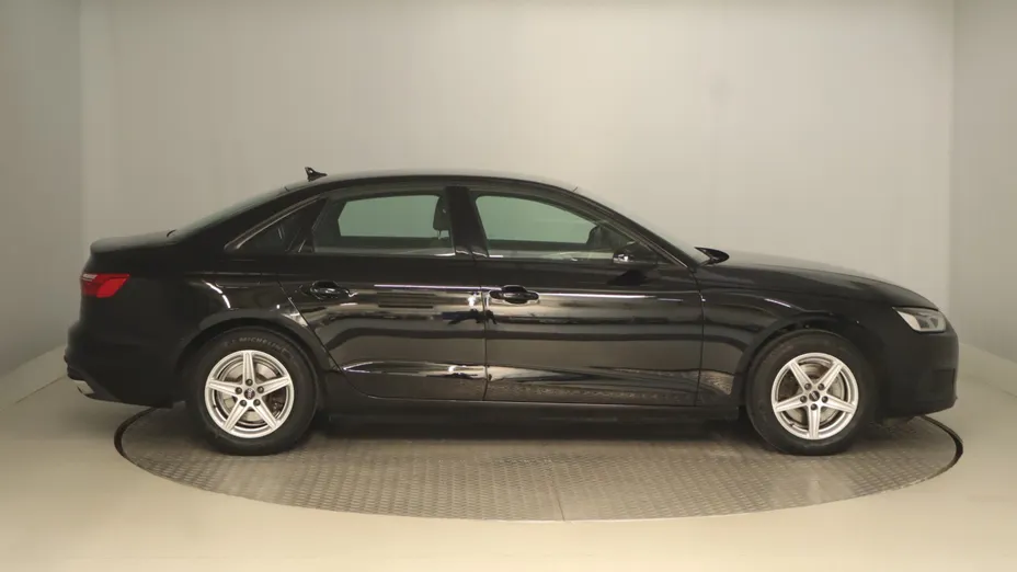 Audi A4 -