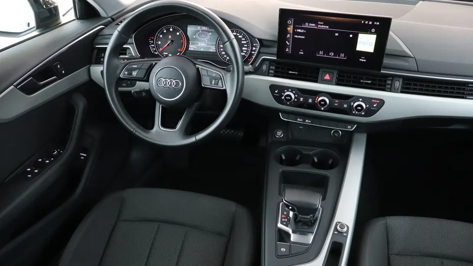 Audi A4 -