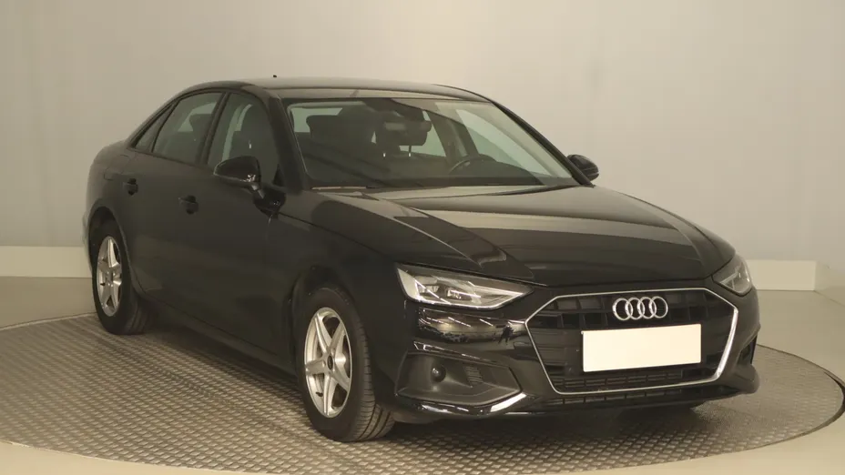 Audi A4 -