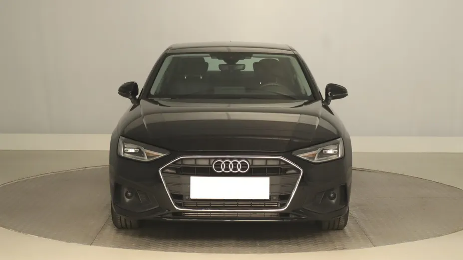 Audi A4 -
