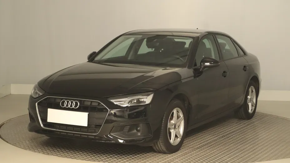 Audi A4 -