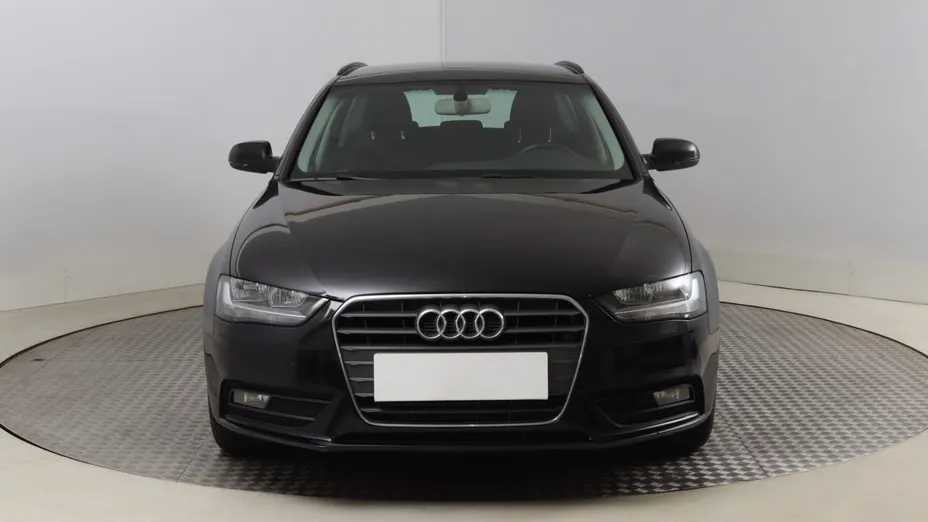 Audi A4 -
