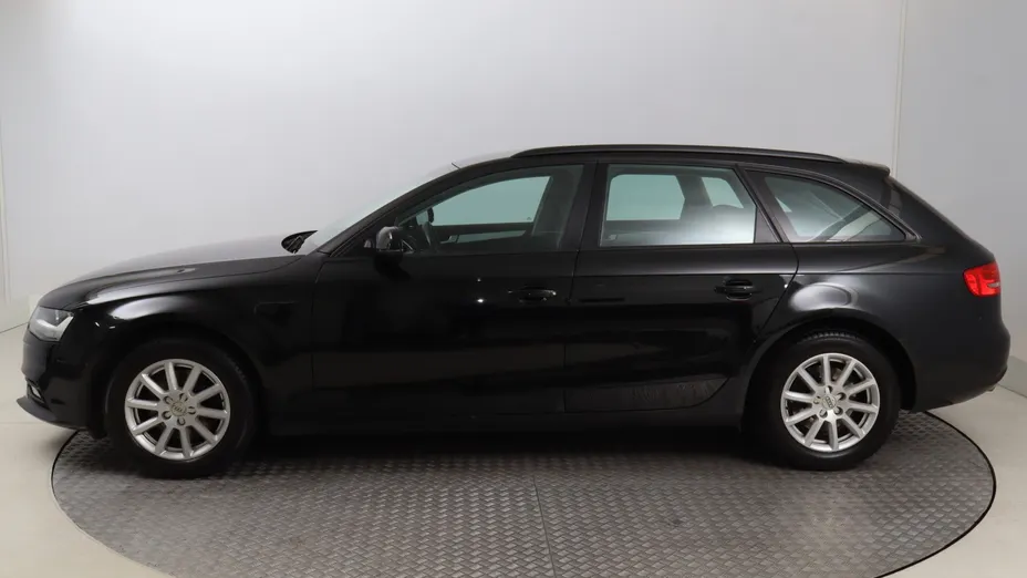 Audi A4 -