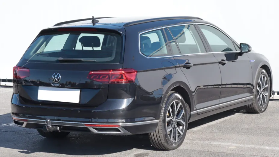 VW Passat -