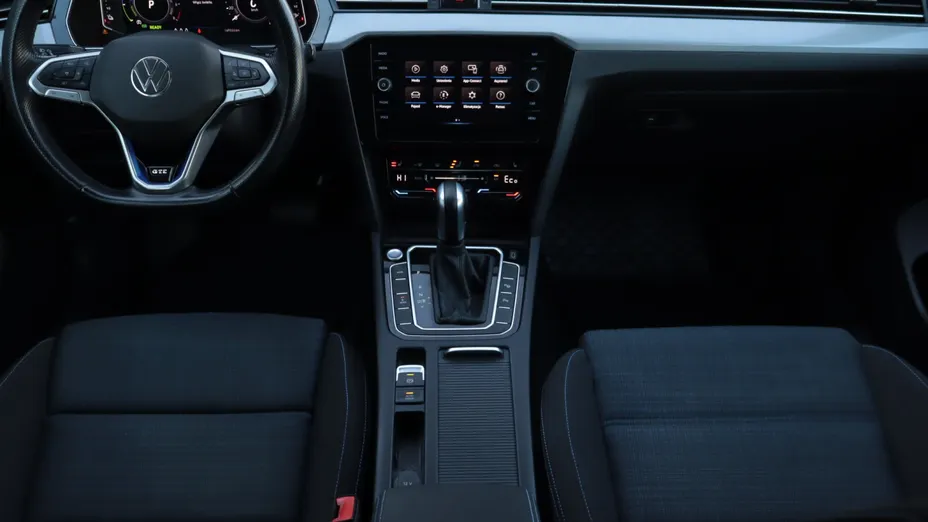 VW Passat -
