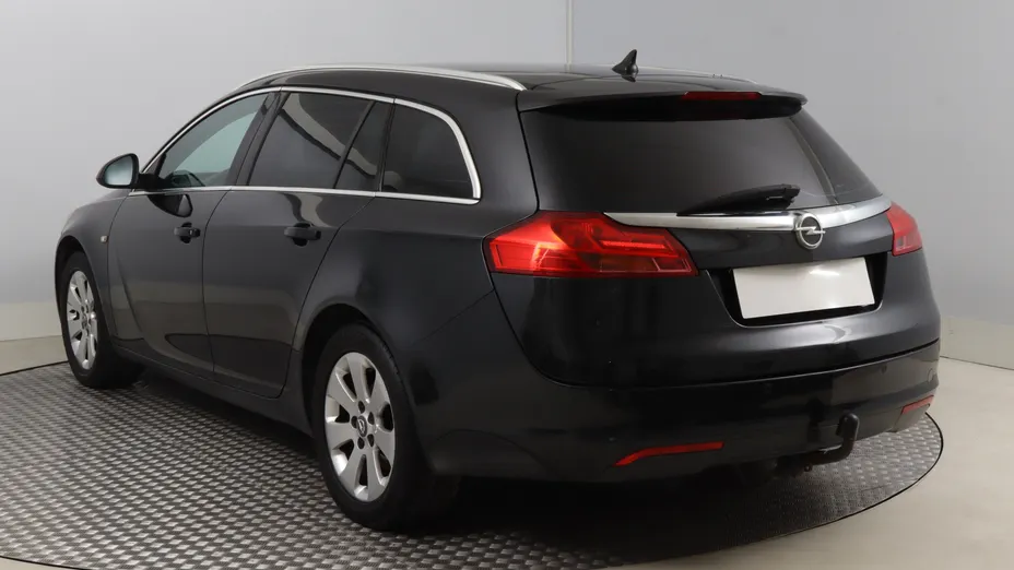 Opel Insignia -