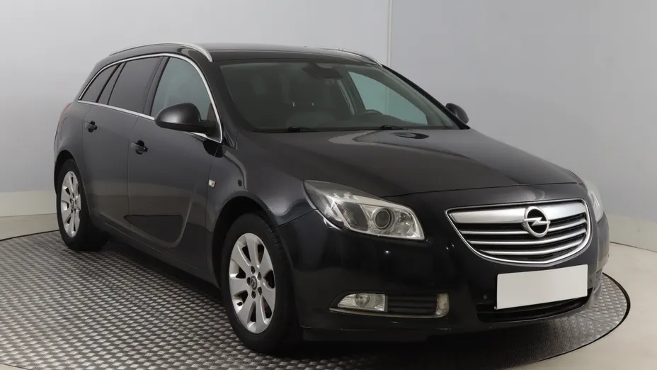 Opel Insignia -