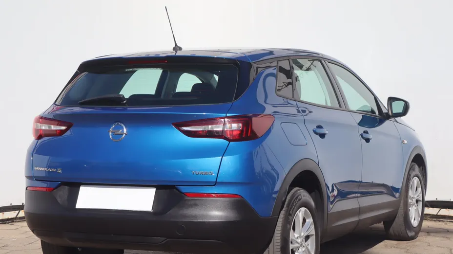 Opel Grandland -