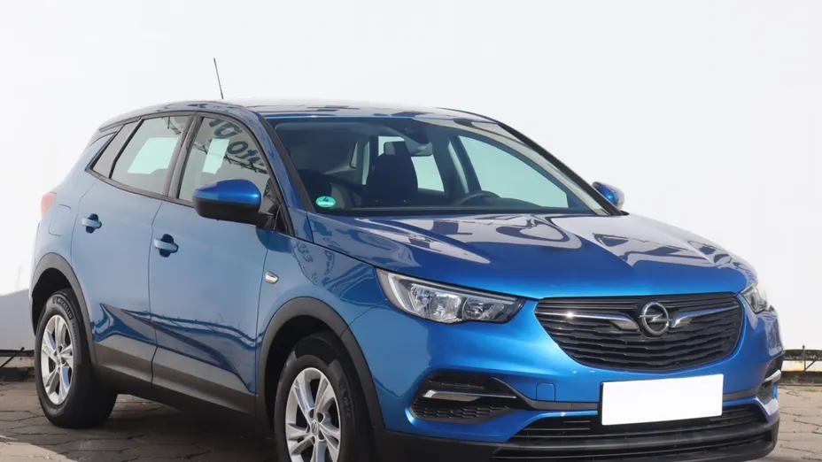 Opel Grandland -