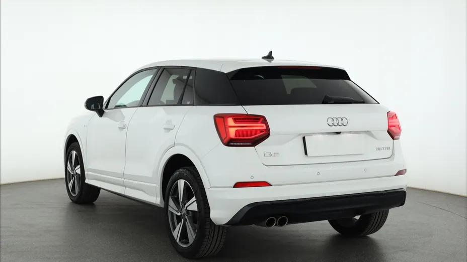 Audi Q2 -