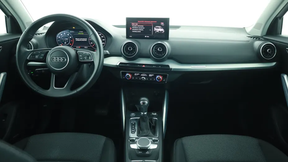 Audi Q2 -