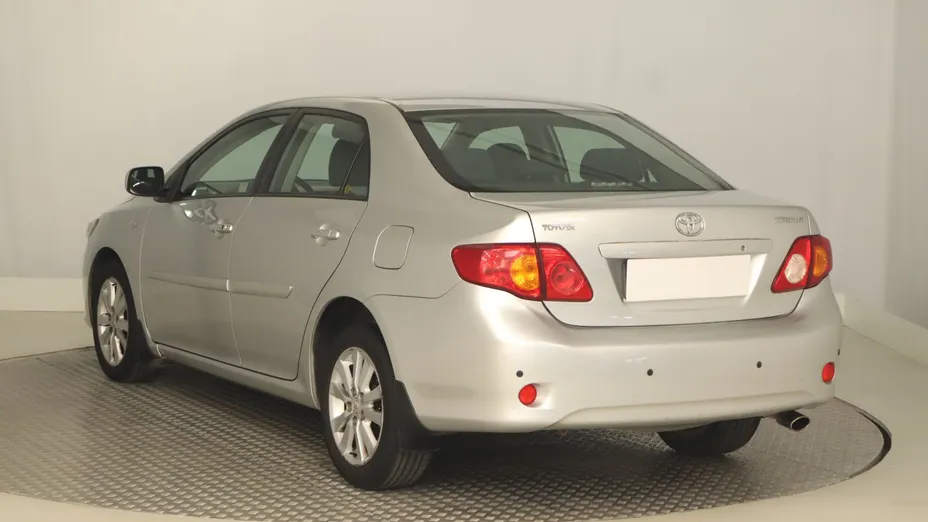 Toyota Corolla -
