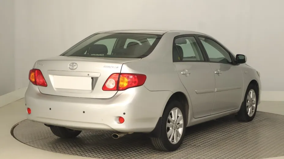 Toyota Corolla -