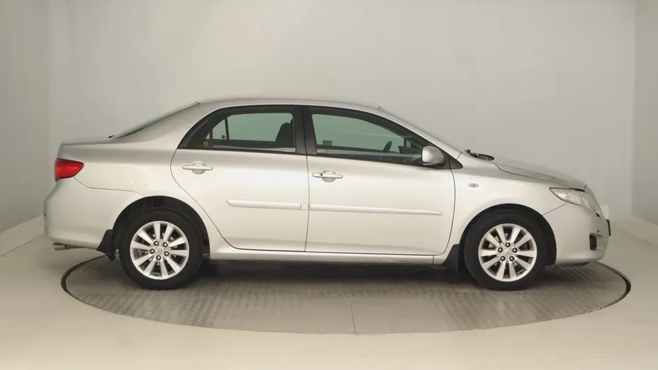 Toyota Corolla -