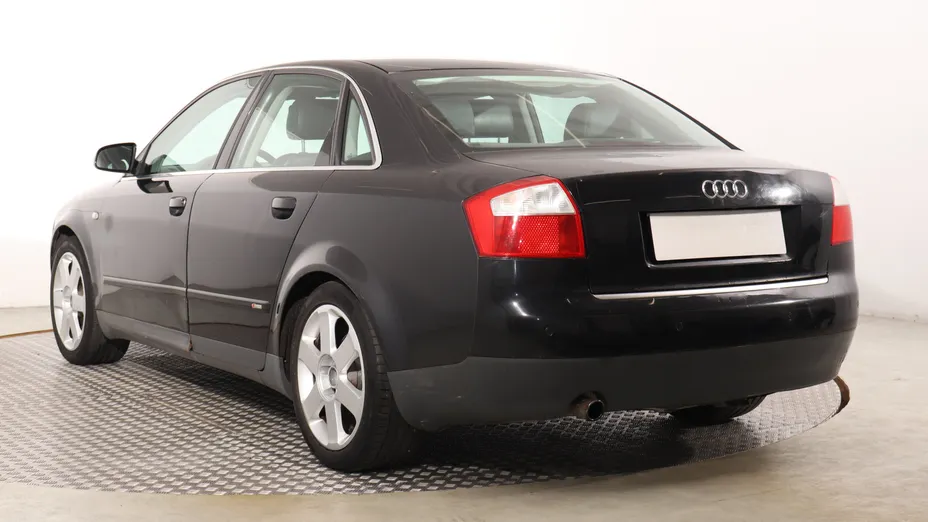 Audi A4 -