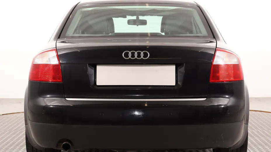 Audi A4 -