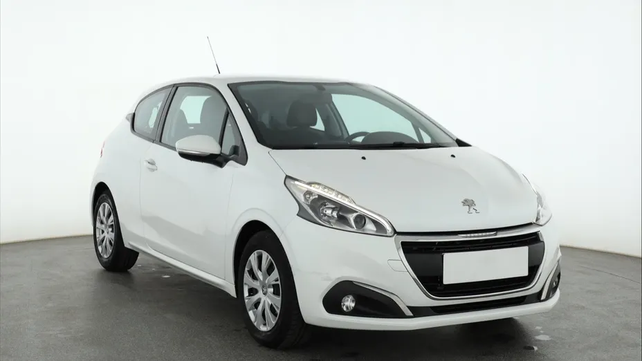 Peugeot 208 -
