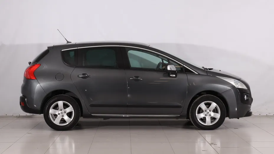 Peugeot 3008 -