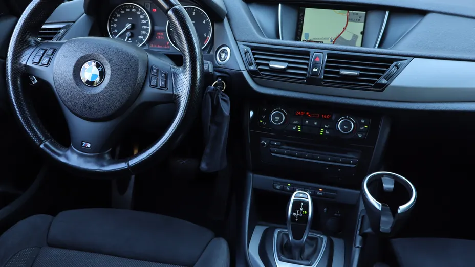 BMW X1 -