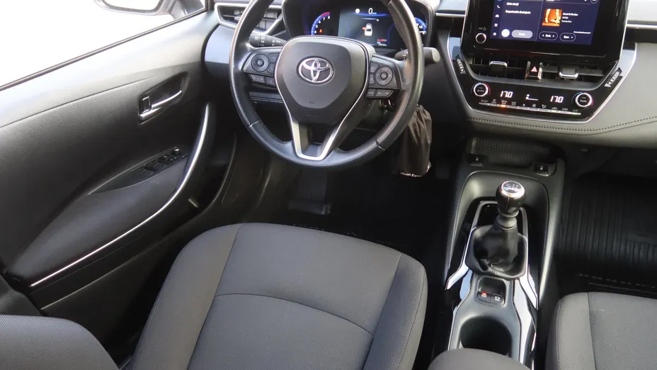 Toyota Corolla -
