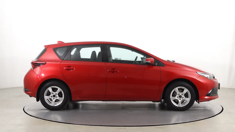 Toyota Auris -
