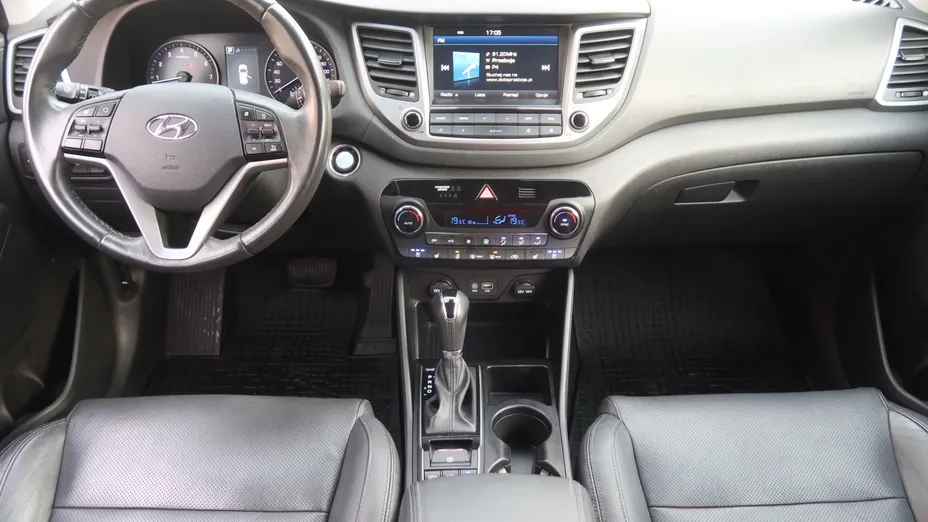 Hyundai Tucson -