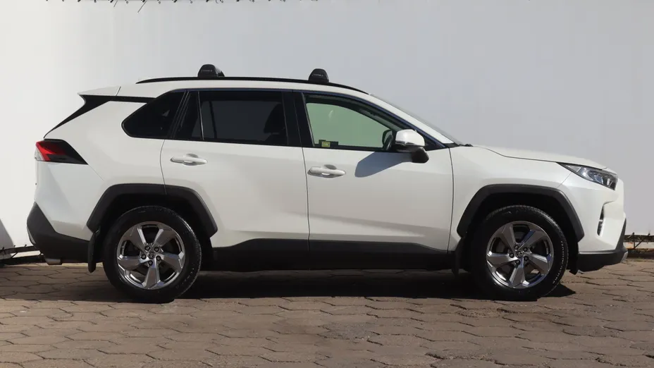 Toyota RAV4 -