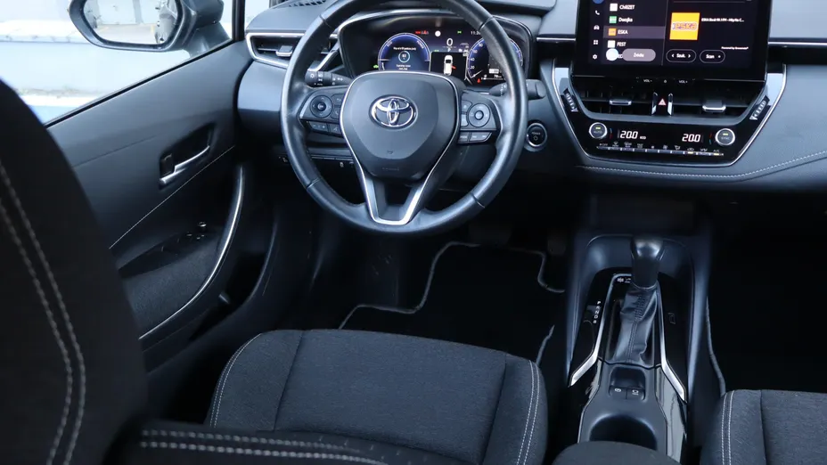 Toyota Corolla -