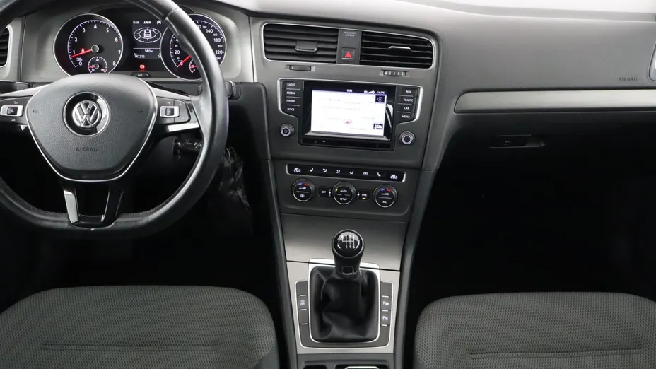 VW Golf -