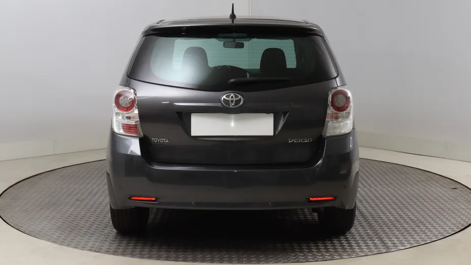 Toyota Verso -