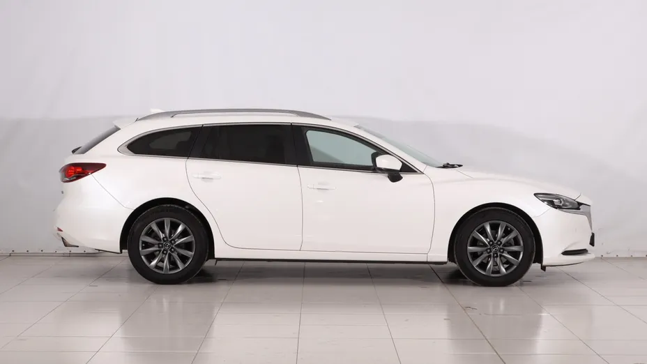 Mazda 6 -
