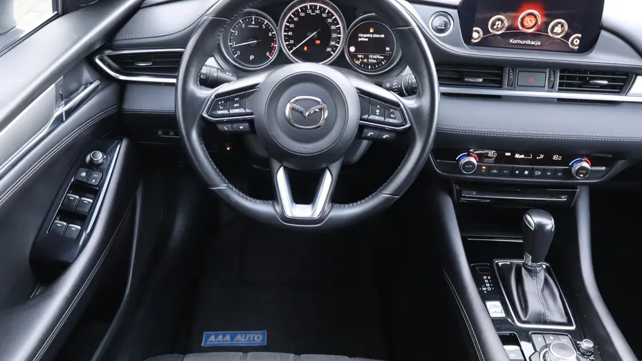 Mazda 6 -