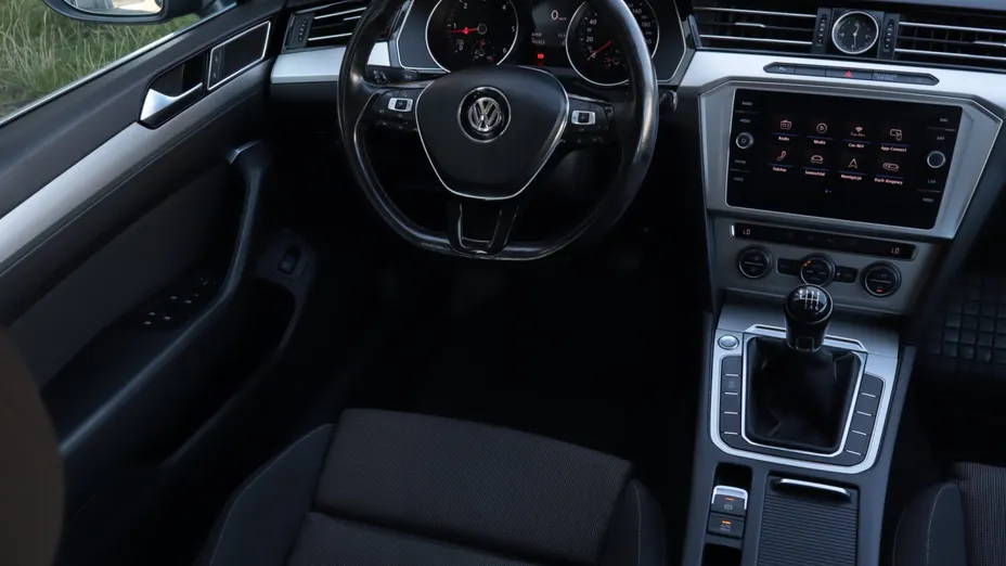 VW Passat -