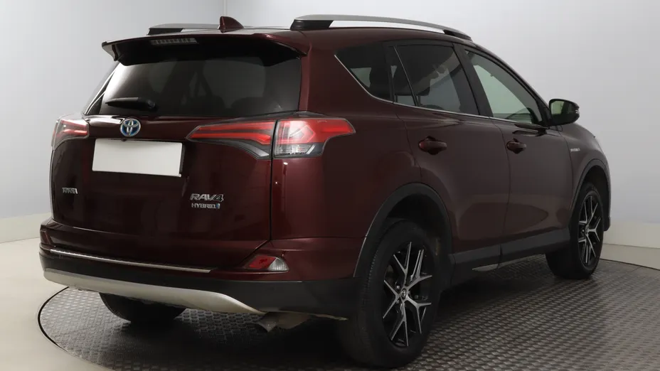 Toyota RAV4 -