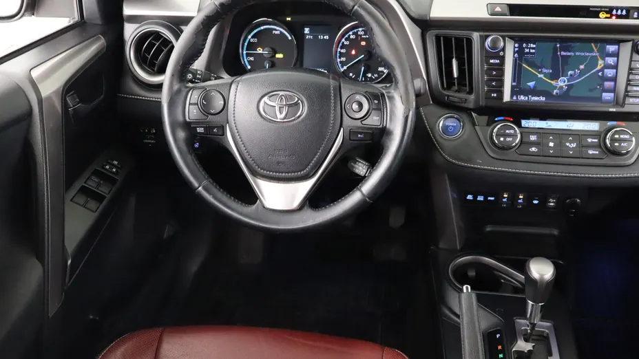 Toyota RAV4 -