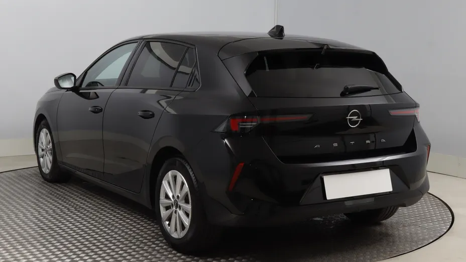 Opel Astra -
