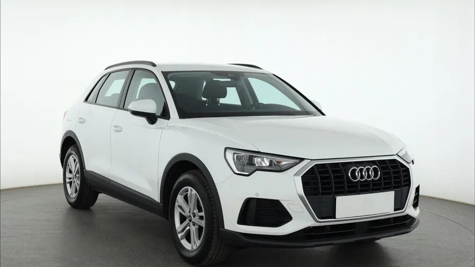 Audi Q3 -