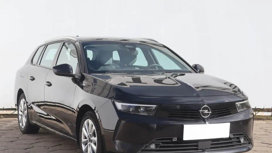 Opel Astra -