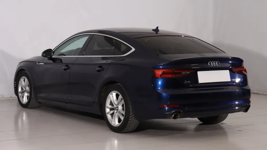 Audi A5 -