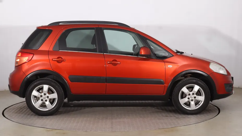 Suzuki SX4 -