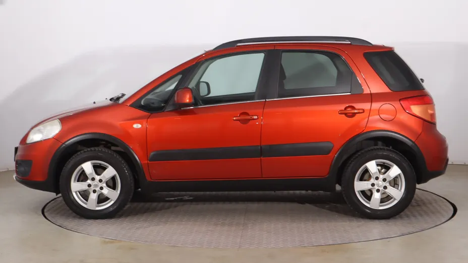 Suzuki SX4 -