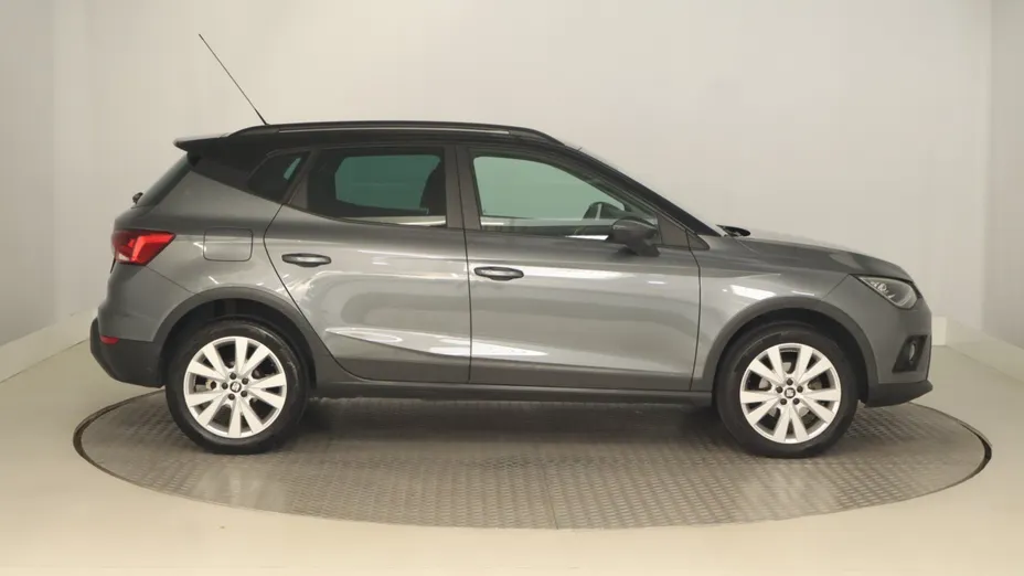 Seat Arona -