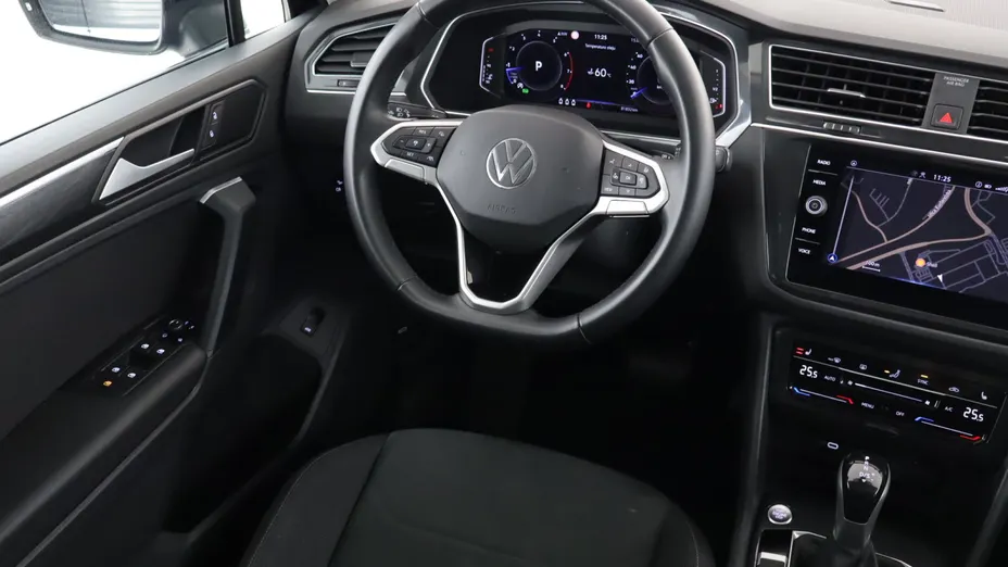 VW Tiguan -