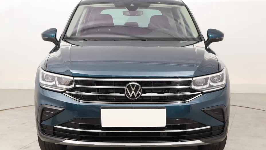 VW Tiguan -