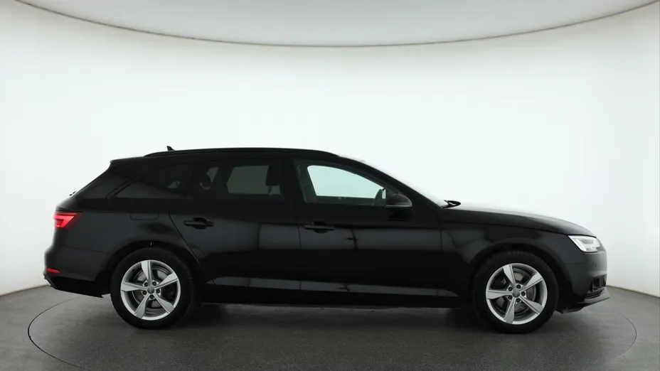 Audi A4 -