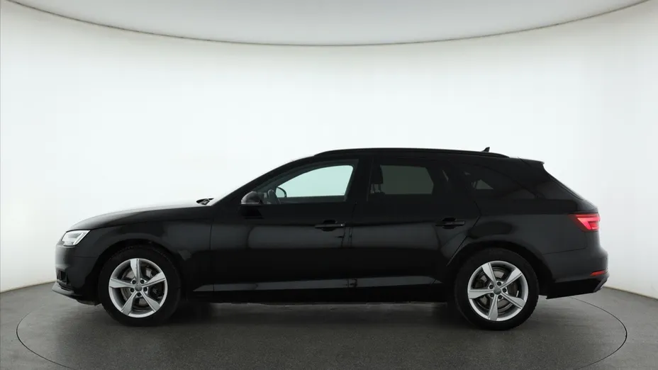 Audi A4 -