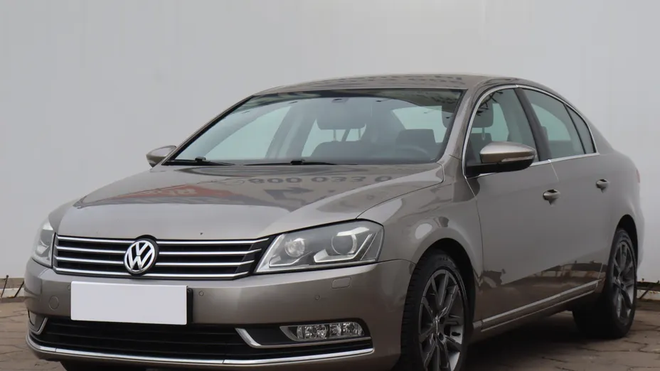 VW Passat -